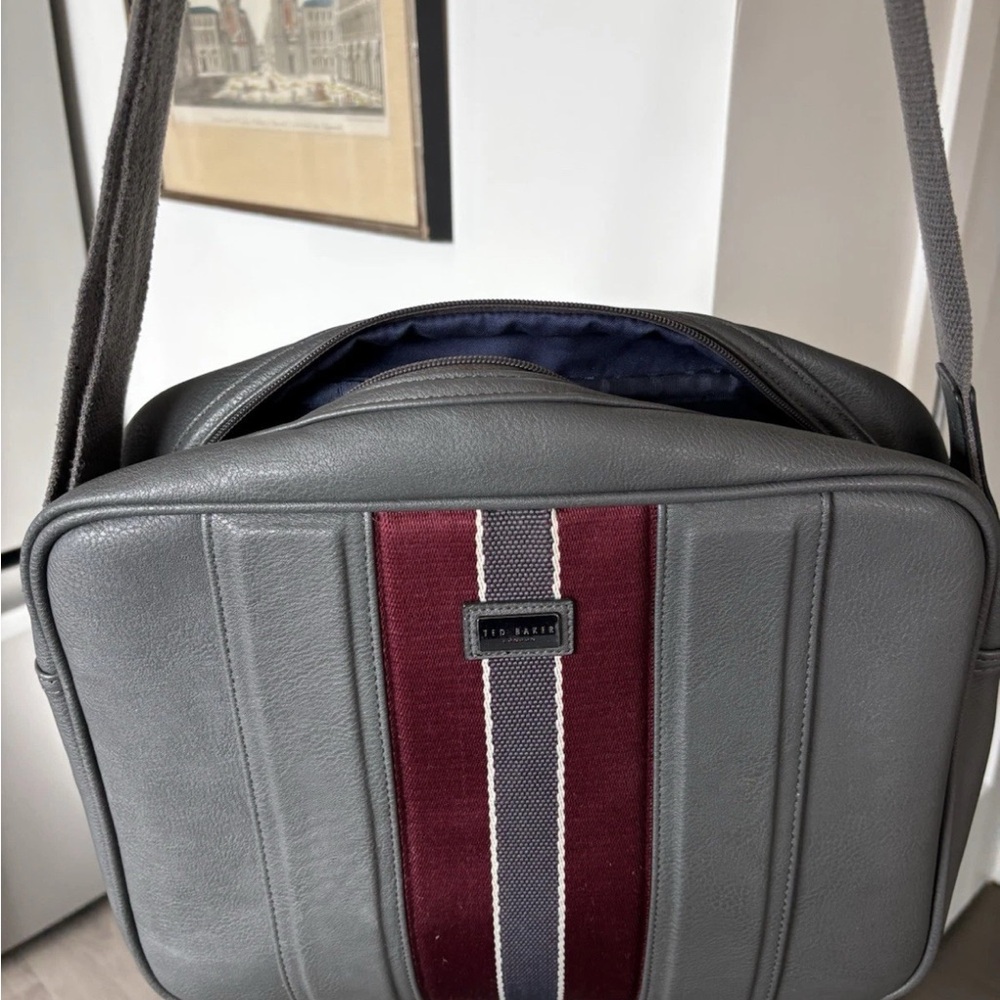 Ted Baker London men’s Charcoal and Maroon Prisun Messenger Bag